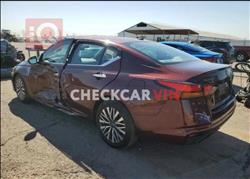 نيسان ألتيما